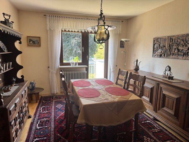 Reiheneckhaus mit schönem Garten und Potential – Nürnberg – Vorschaubild 8