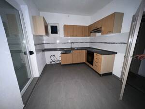Stadtnahe Wohnung mit drei Zimmern sowie Balkon und Einbauküche in Heidenheim – 89518 Heidenheim an der Brenz – Vorschaubild 9