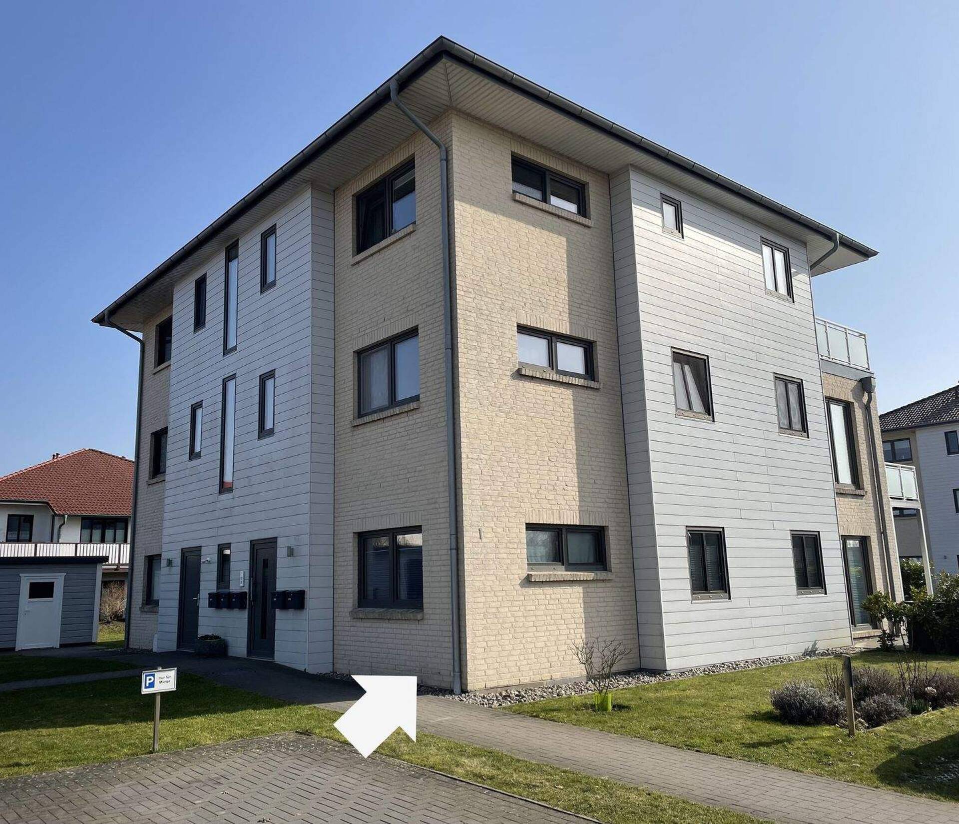 Erdgeschosswohnung in 25813 Husum mit 78 m² kaufen