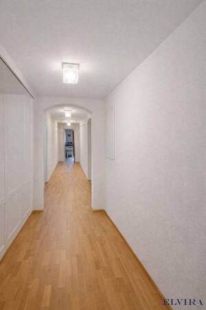 ELVIRA - Stilvolle 2-Zimmer-Dachterrassenwohnung im Glockenbach – 80469 München – Vorschaubild 2