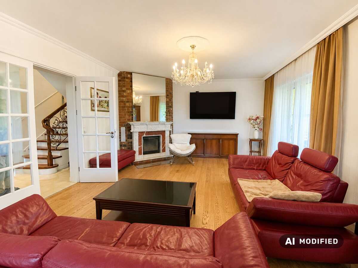 Exklusive Villa in BS-Lamme: zwei Wohneinheiten, erstklassige Ausstattung, ruhige Lage. – 38116 Braunschweig – Bild 1 von 9