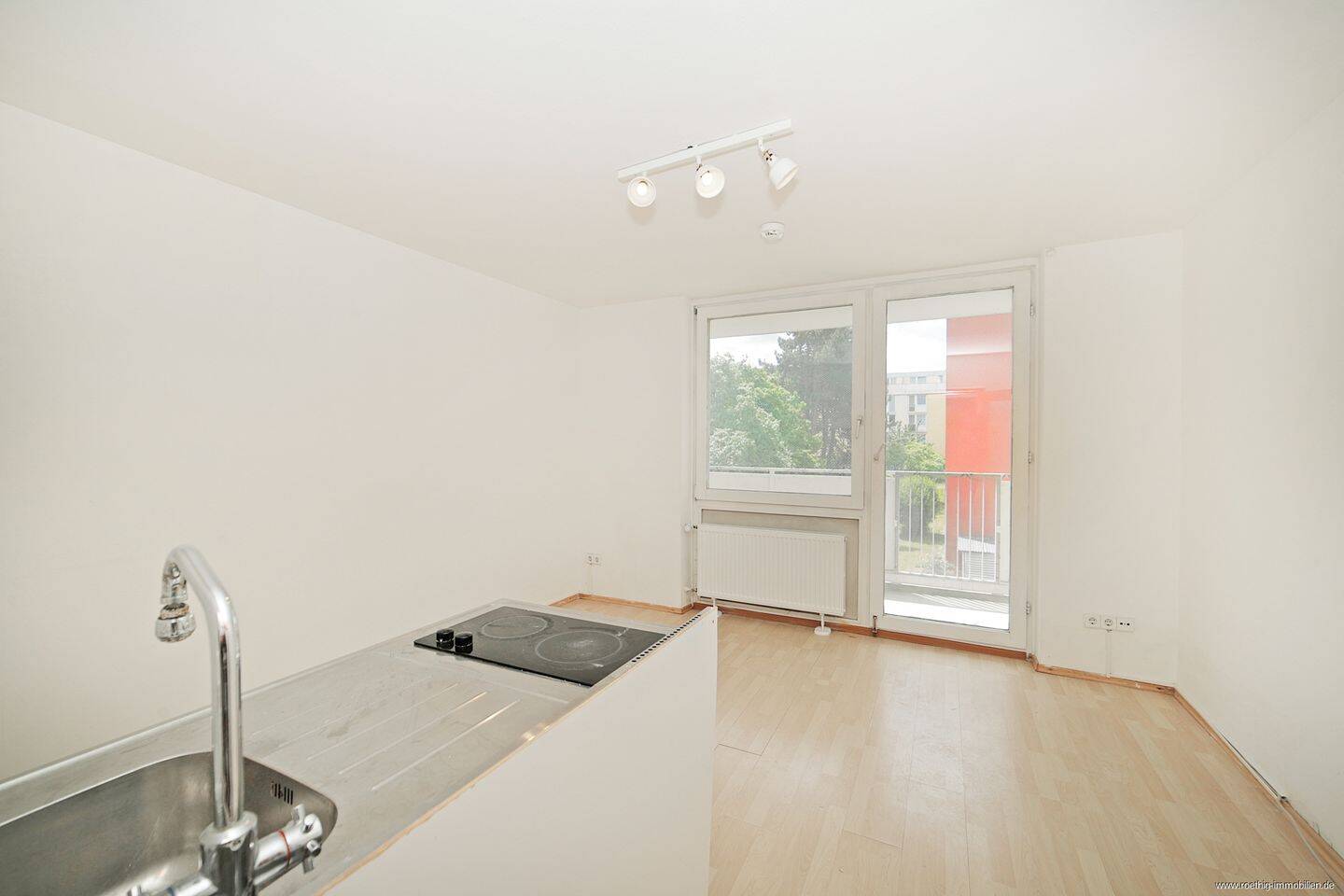 Berg am Laim: 1-Zimmer-Wohnung mit viel Potenzial im 2. OG mit Südbalkon! – München – Vorschaubild 3