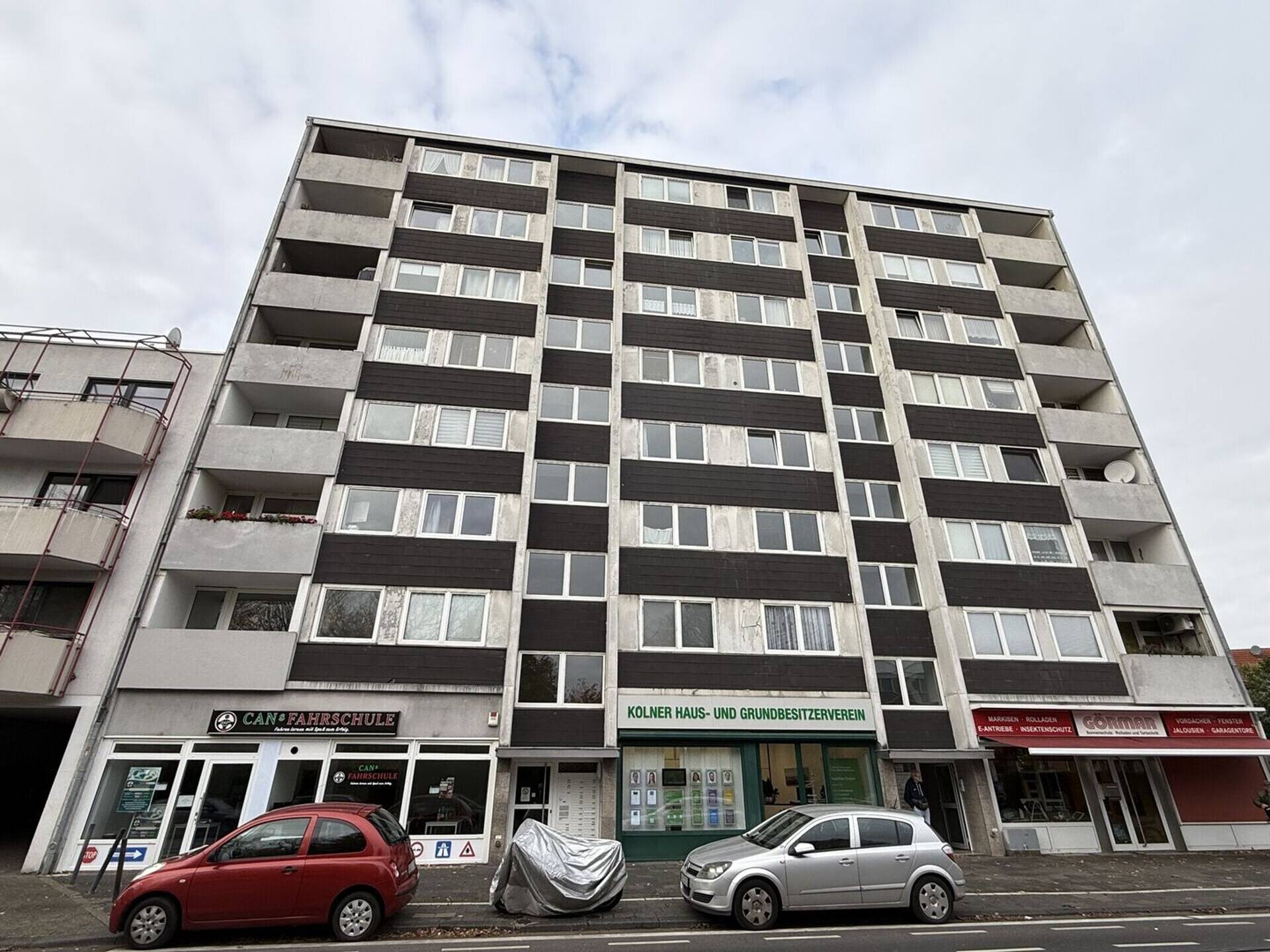 Etagenwohnung in 51143 Köln / Porz mit 142 m² kaufen