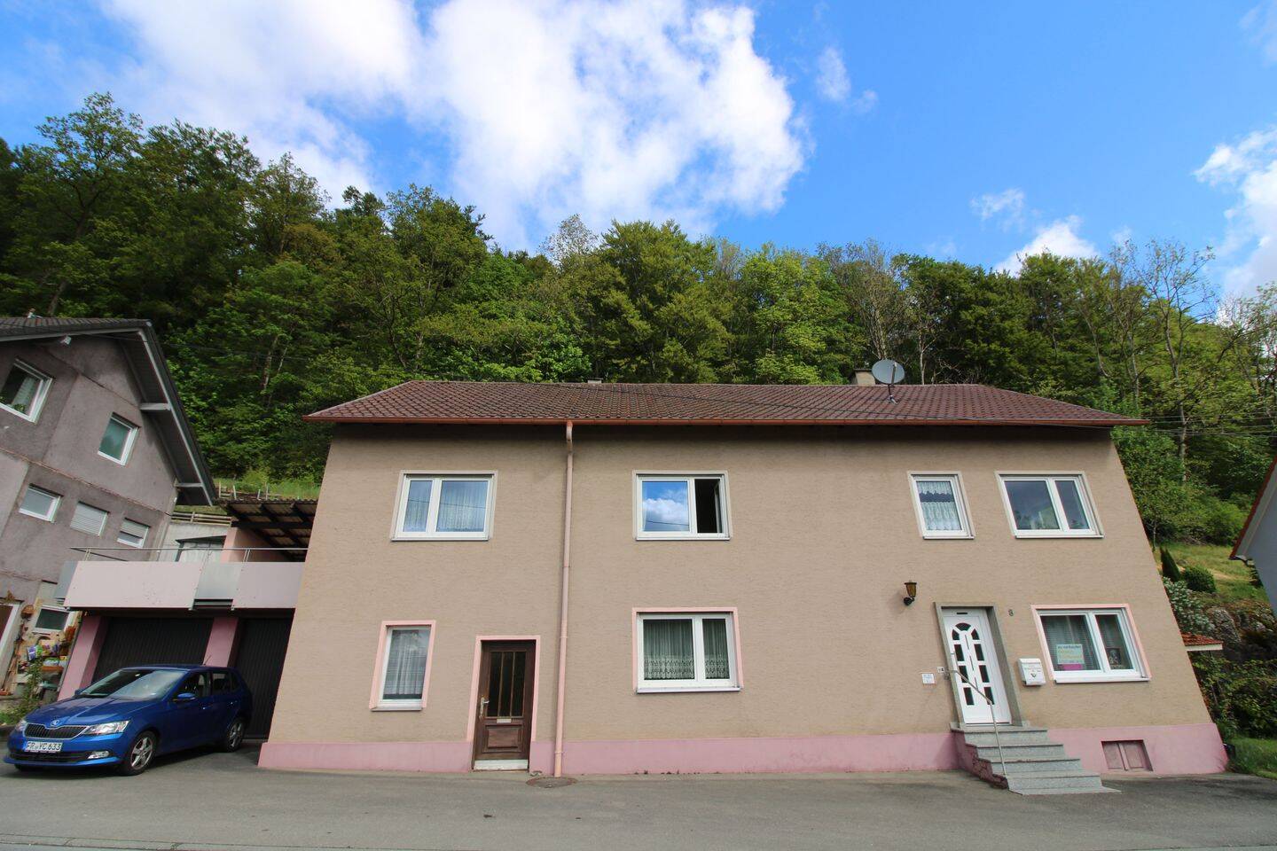 Vorschaubild Mehrfamilienhaus