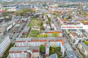 IMMOBERLIN.DE - 18-fach! Saniertes Mehrfamilienhaus mit Remise in Toplage zwischen Park und Spree – 12459 Berlin – Vorschaubild 2