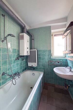 Familienfreundlich!3-FH, komplett frei, Bj. ca. 1937, ca. 202 m² Wfl., Grdst. ca. 438m², 1 Garage! – 70469 Stuttgart – Vorschaubild 8