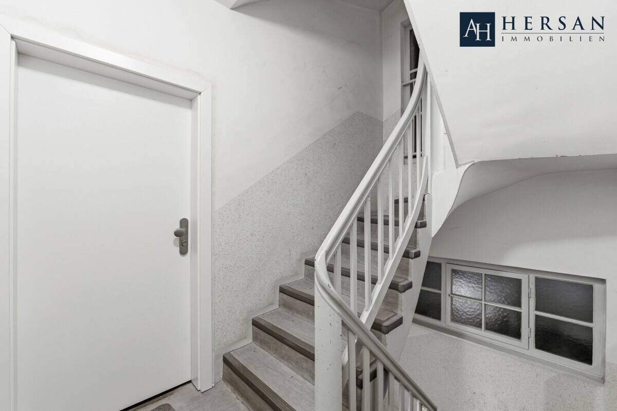 Zwei-Zimmer-Wohnung mit Balkon in Aachen - Adalbertsteinweg! – Aachen – Vorschaubild 2