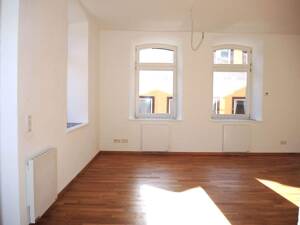 Innenstadt: Hochwertig saniertes 1-Zimmer-Apartment, Küche, Bad, EBK, – 97769 Bad Brückenau – Vorschaubild 2