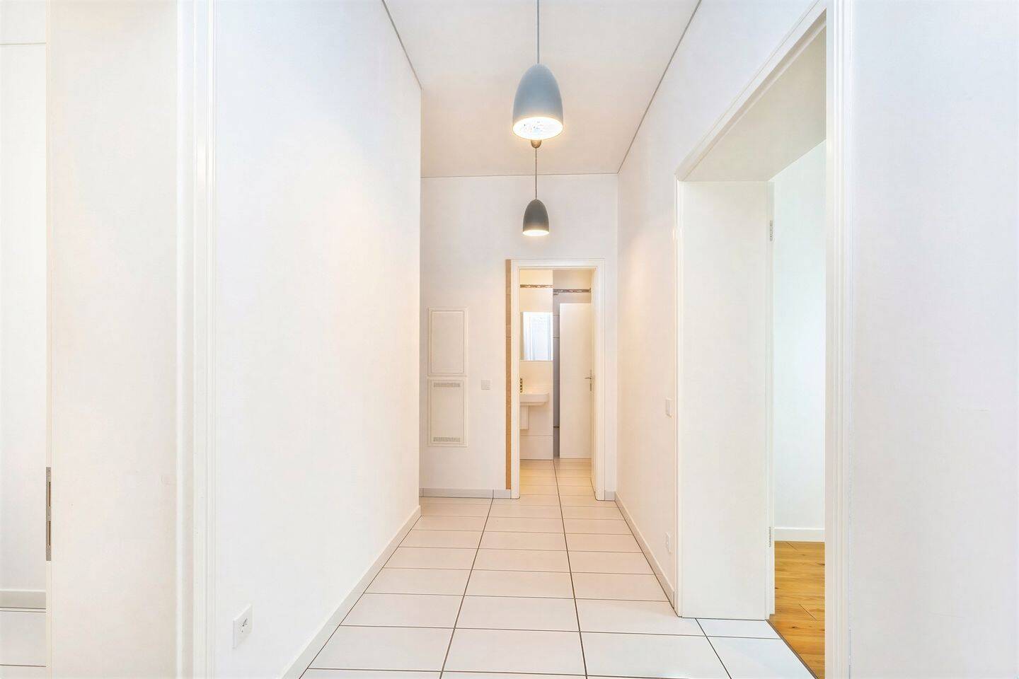 Top-Lage am Zionskirchplatz: Sanierter 3-Zimmer-Altbau mit Balkon & Lift in der Kastanienallee – Berlin – Vorschaubild 3