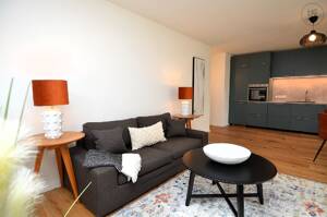 Wohnen auf Zeit leicht gemacht! Tolle EG-Wohnung mit Garten in Augsburg Innenstadt – 86161 Augsburg – Vorschaubild 2