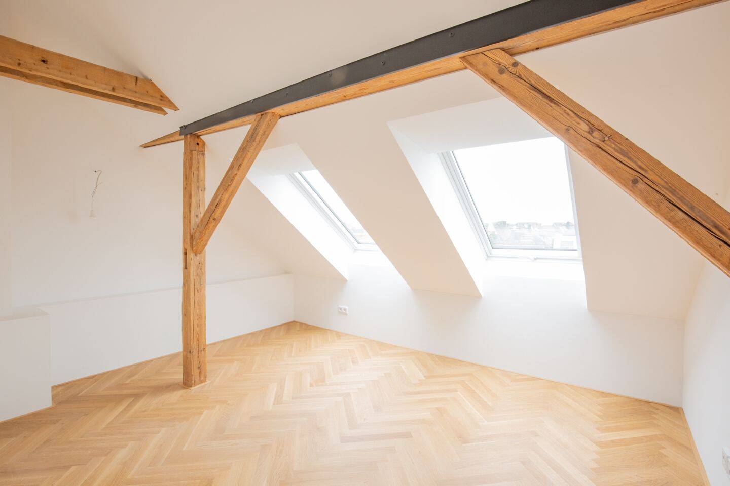 AIGNER - Familienparadies in Schwabing: Exklusives 4-Zimmer-Penthouse mit Loggia und Top-Aussicht – München – Vorschaubild 4