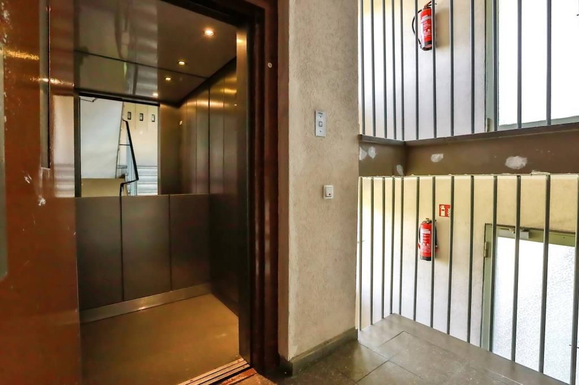 Etagenwohnung in 50739 Köln mit 77 m² kaufen