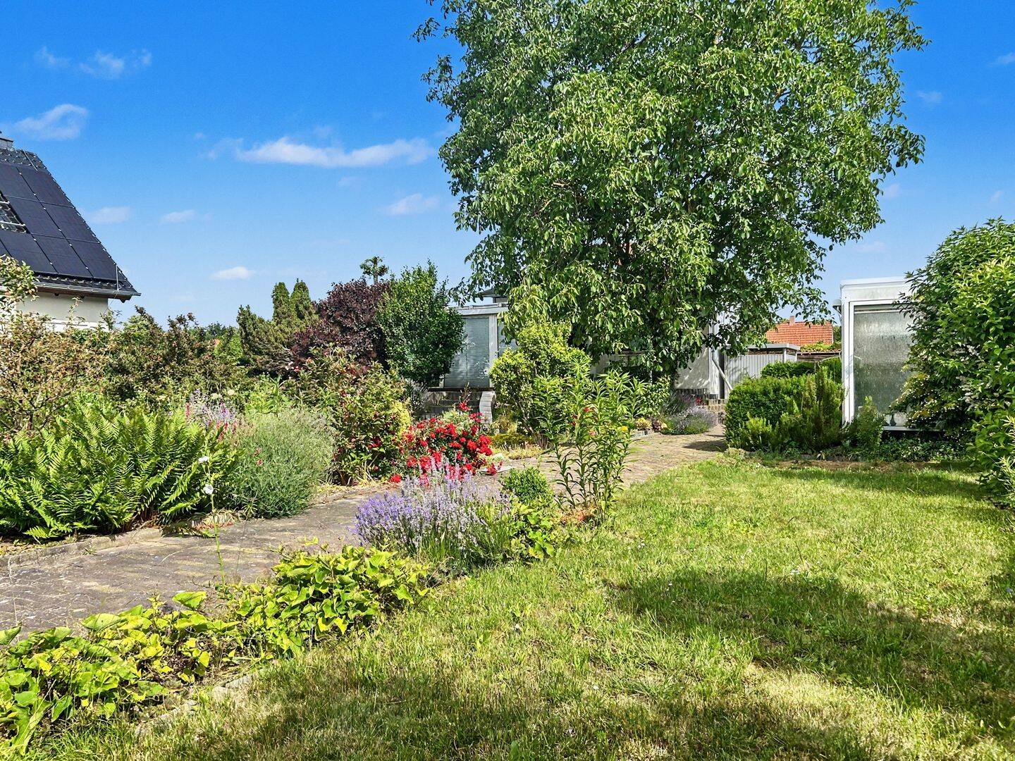 Baugrund in begehrter Wohnlage, Massivbungalow, Wintergarten in Magdeburg/Nordwest – Magdeburg – Vorschaubild 9
