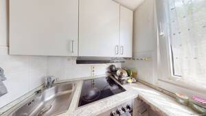 RE/MAX - Charmantes Apartment mit Balkon und Tiefgaragenstellplatz – 81373 München – Vorschaubild 4