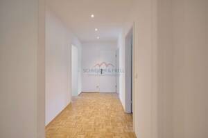 Einfach einziehen - charmante EG-Wohnung mit Terrasse und Garten in Bogenhausen – 81927 München – Vorschaubild 2