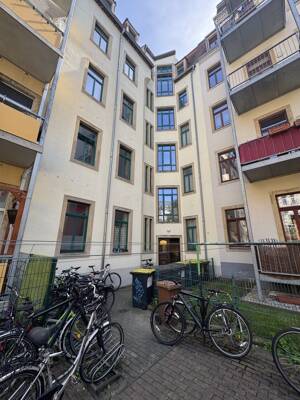 Paket mit 3 Wohnungen in der Neustadt - 1 Wohnung leerstehend, 2 Wohnungen vermietet – 1097 Dresden – Vorschaubild 2