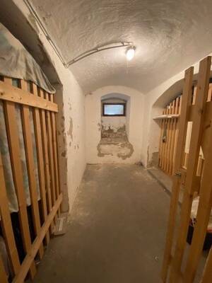 Schöne 2-Raum-Altbauwohnung mit Parkettboden in ruhiger Lage – 1129 Dresden – Vorschaubild 5