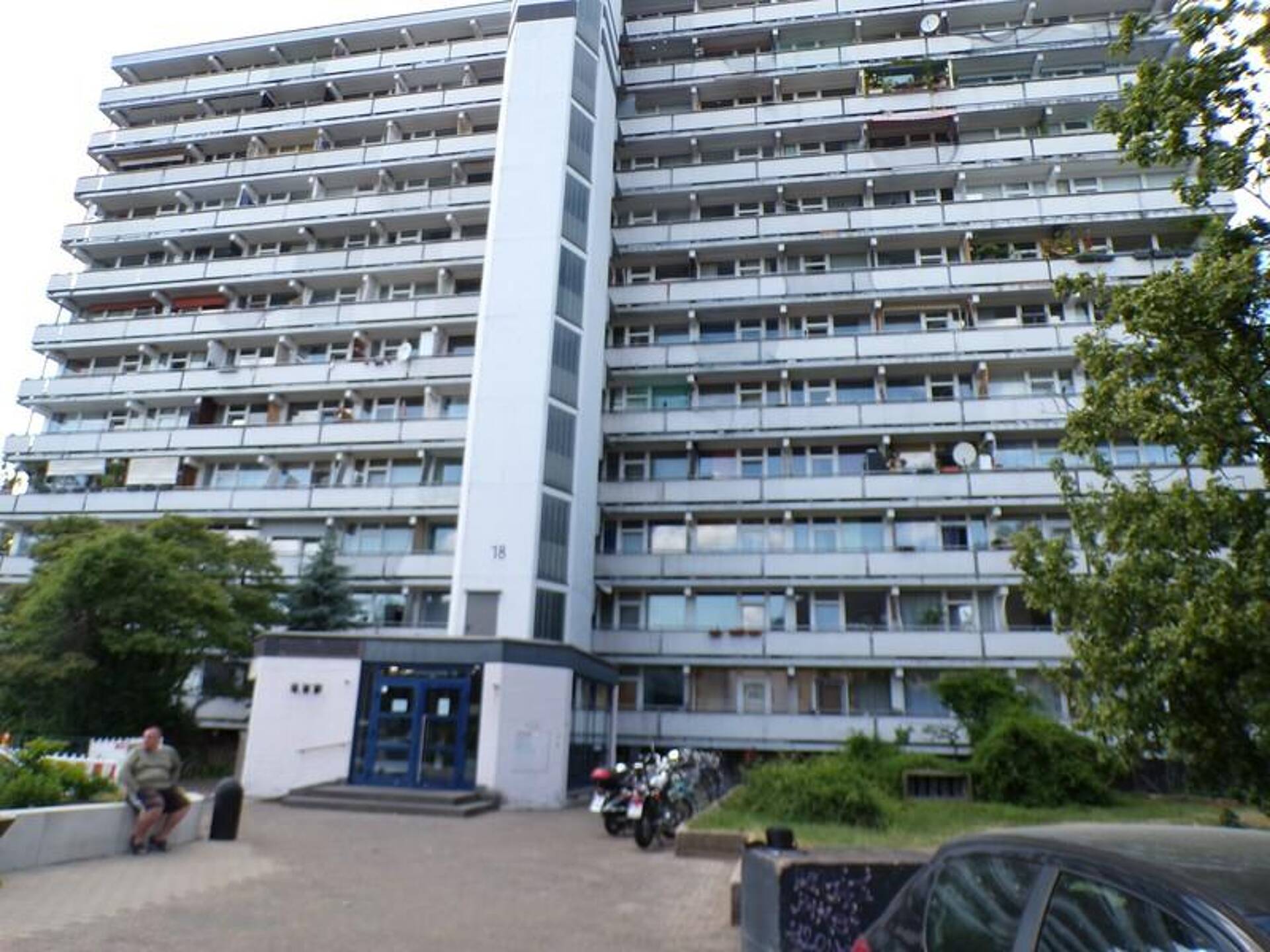 Etagenwohnung in 51105 Köln mit 45 m² kaufen