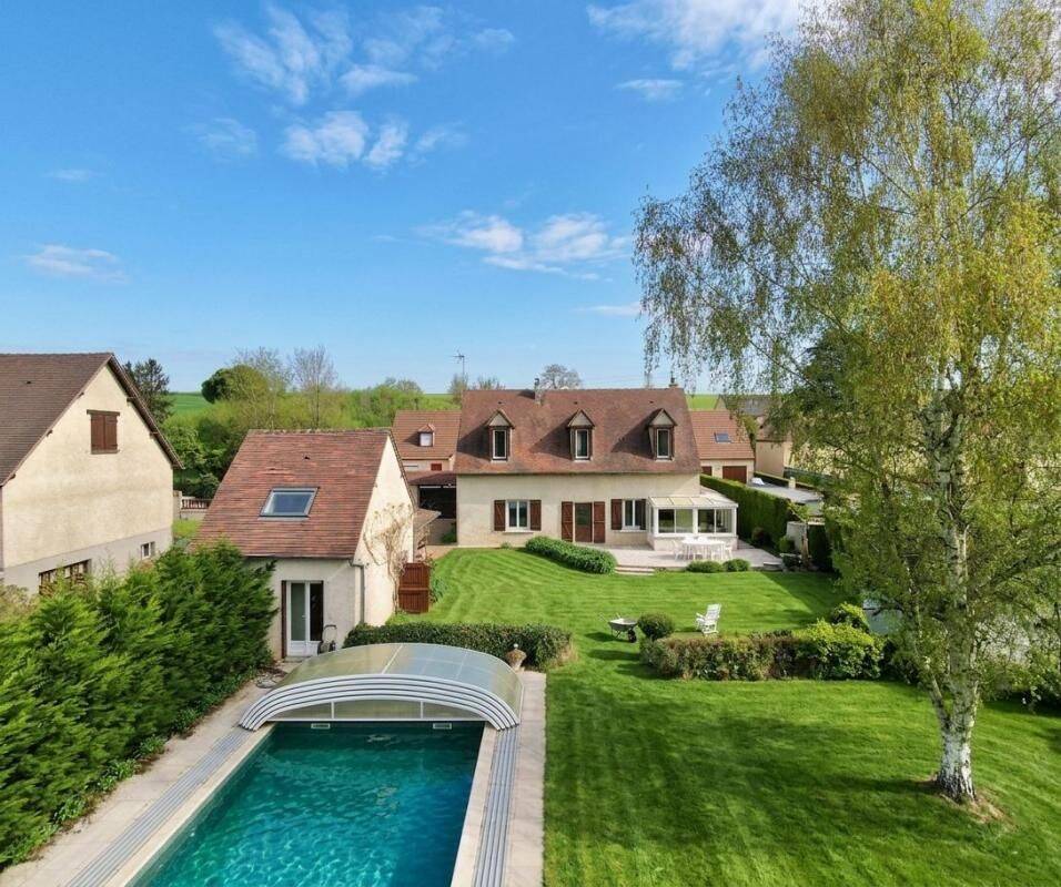 Maison 7 pièces 125 m² · à Épernon · 125,4 m² · 336 500 €