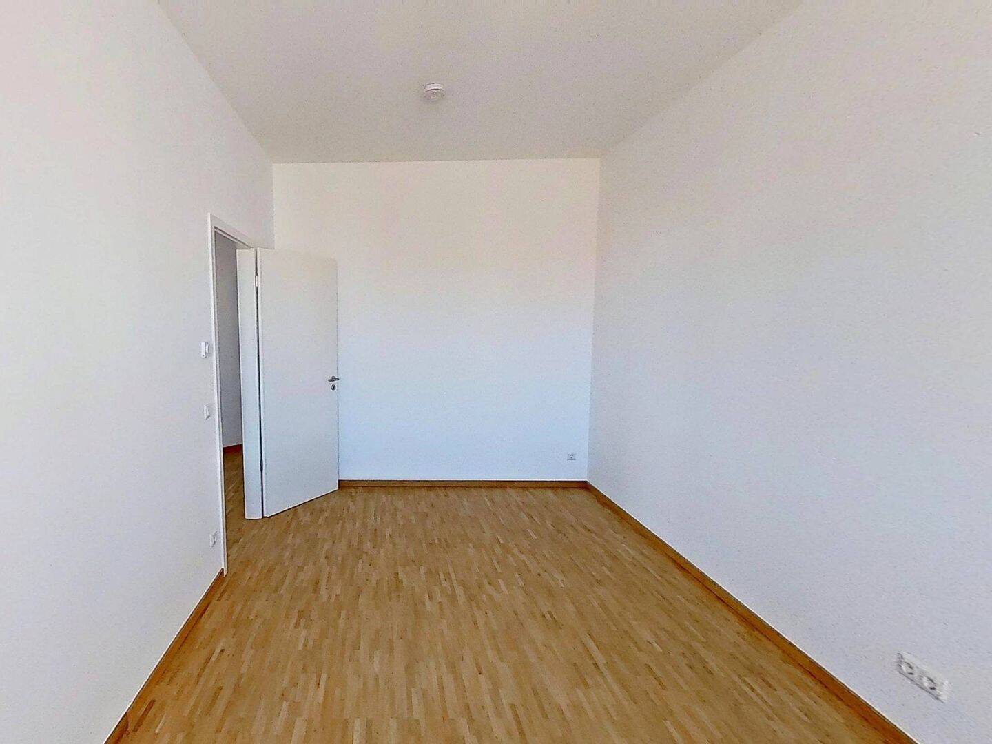 Modernes Wohnen in Kronsrode: Lichtdurchflutete 3-Zimmer-Wohnung mit EINBAUKÜCHE – Hannover – Vorschaubild 6