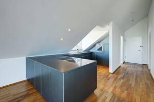 Villenlage Hartmannshofen! Exklusive 2-Zimmer-Dachterrassenwohnung mit Hobbyraum – 80997 München – Vorschaubild 3