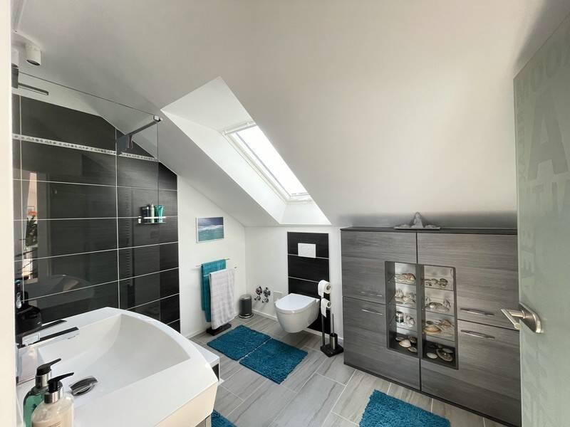 WOW!!! Traumhafte 3,5-Zimmer-Maisonette-Wohnung mit toller Ausstattung und Stellplatz in Nürnberg – Nürnberg – Vorschaubild 6
