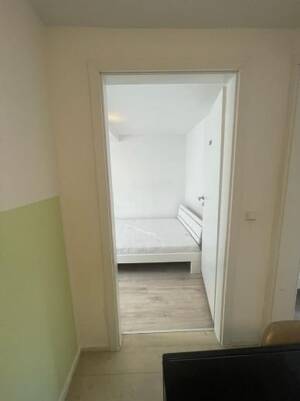 Möbliertes Shared Apartment in Stuttgart-Hedelfingen ab Sofort – 70329 Stuttgart – Vorschaubild 3
