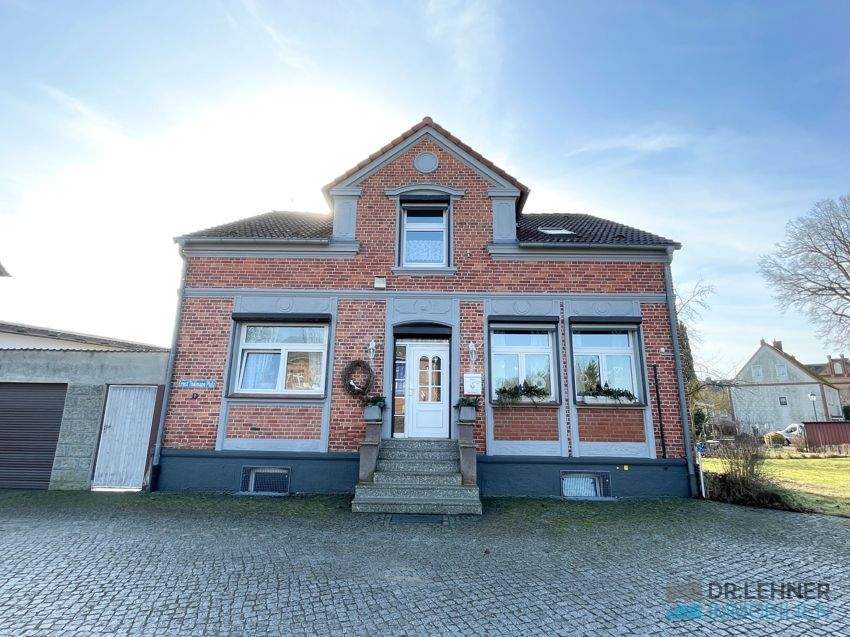 Gemütliches EFH mit Einliegerwohnung im Herzen von Karstädt – Karstädt – Bild 1 von 9