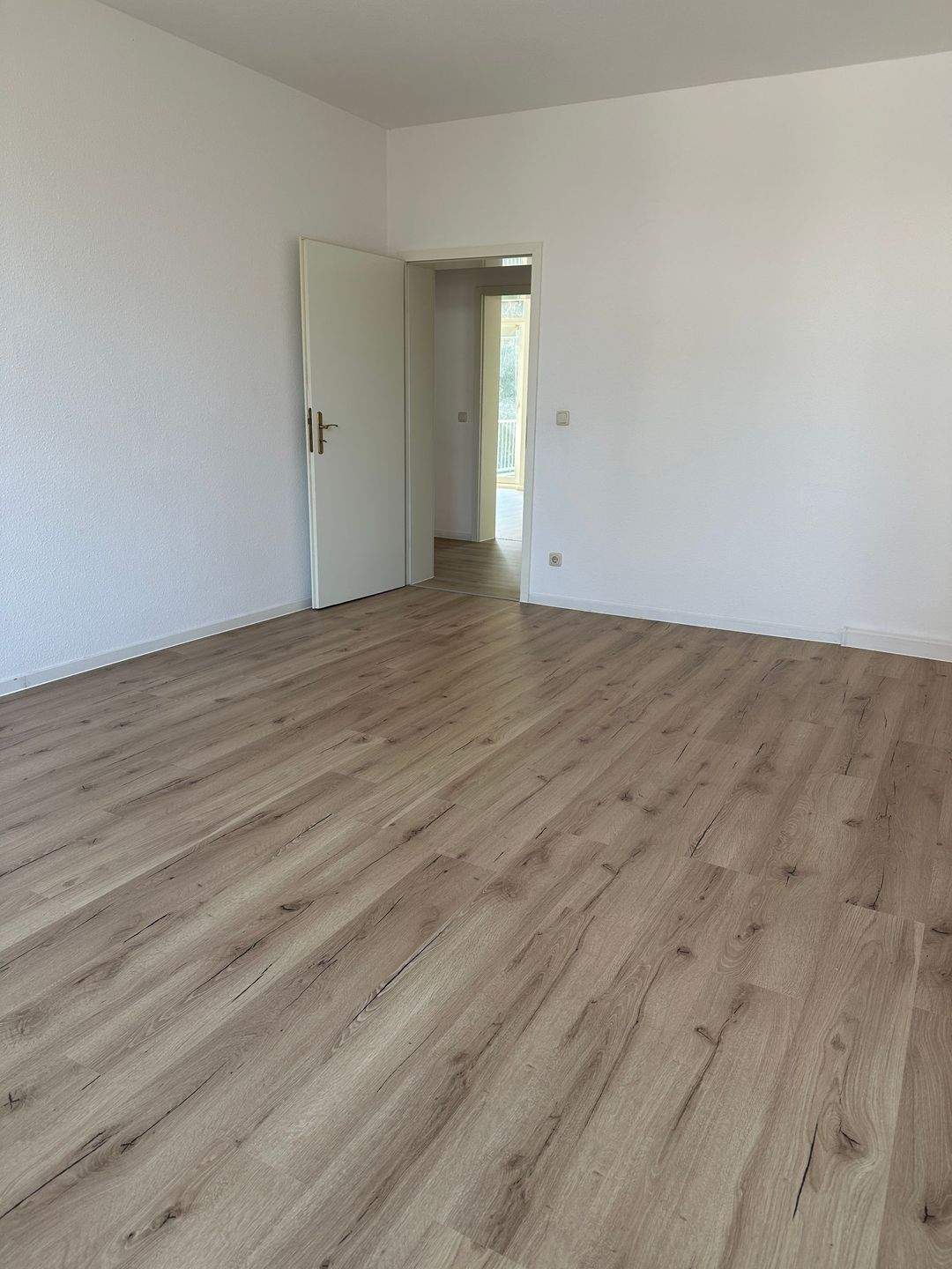 Helle 3-Zimmer-Wohnung mit Balkon in Chemnitz – Chemnitz – Vorschaubild 7
