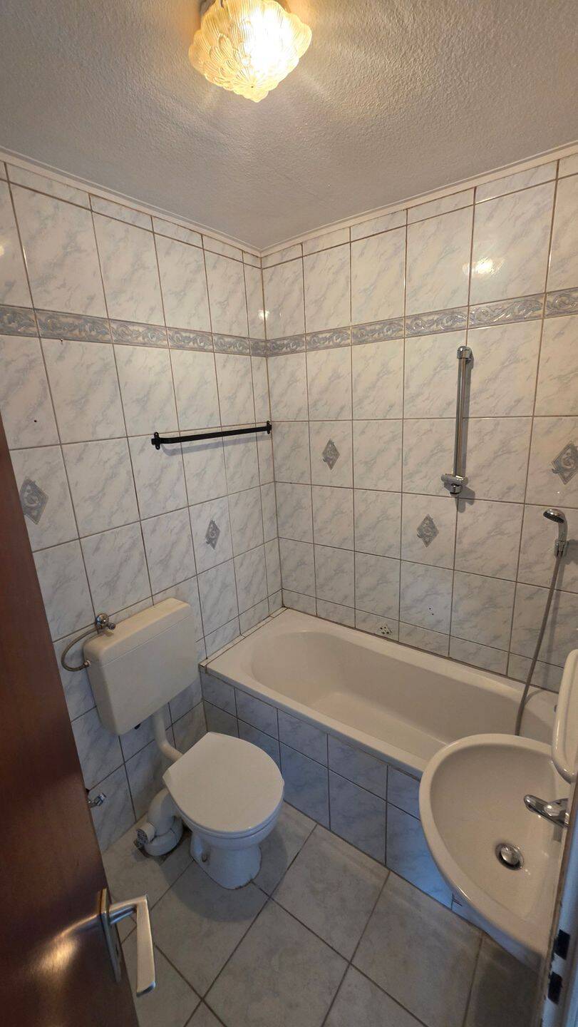 Leerstehende 2-Zimmer-Wohnung mit Balkon – flexibel nutzbar in Nürnberg-Schweinau – Nürnberg – Vorschaubild 6