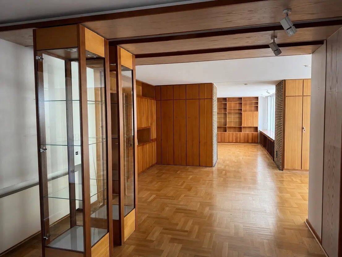 Erdgeschosswohnung im Zweifamilienhaus mit eigenem Eingang, Indoor-Pool, Sauna und Garten – Bochum – Vorschaubild 9