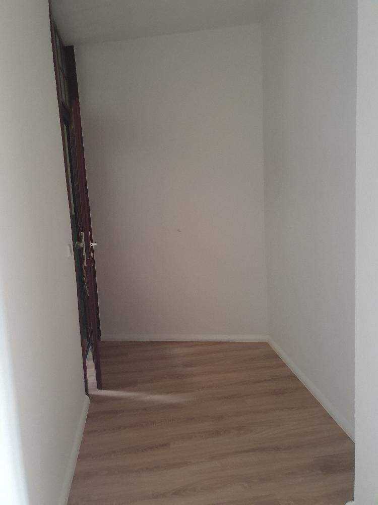 Hübsche Wohnung mit Einbauküche – Chemnitz – Vorschaubild 4