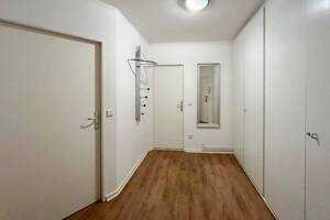 Bezugsfreie 1-Zimmer-Wohnung mit einem Außenstellplatz in gefragter Lage – 14197 Berlin – Vorschaubild 6