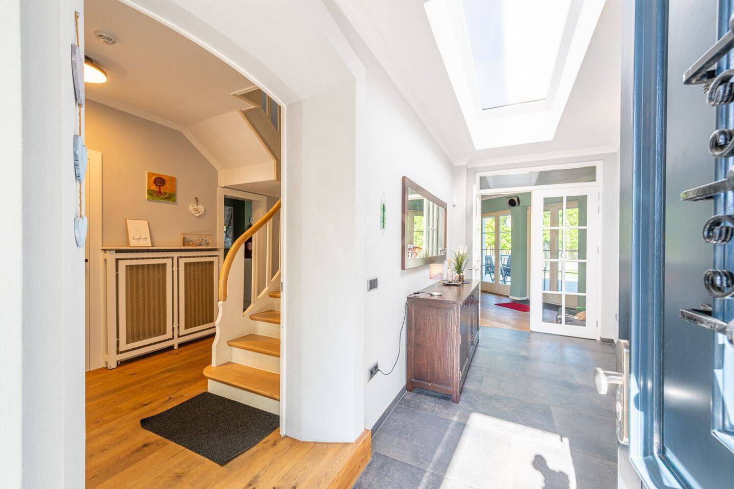 Exklusive Stadtvilla mit Stil, Komfort und Privatsphäre – Rhede – Vorschaubild 2
