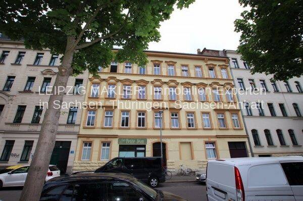 PERFEKT für 2er WG - 2-RAUM-WOHNUNG mit Balkon, großem Bad, seperater Küche mit EBK im Zentrum-Ost