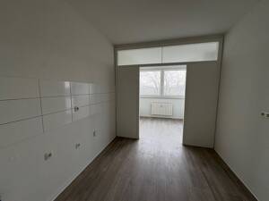 Komfortabel wohnen: 2,5-Zimmer-Wohnung mit Balkon und Aufzug – 45327 Essen – Vorschaubild 4