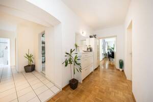 Gepflegtes Mehrfamilienhaus in ruhiger Wohnlage Nähe U2 Dülferstraße – 80933 München – Vorschaubild 4