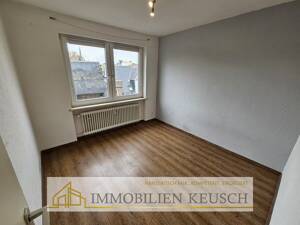 3-Zi.-Whg. mit großem Balkon & 2 Stellplatzoptionen in zentraler Lage von Bremerhaven – 27576 Bremerhaven – Vorschaubild 7