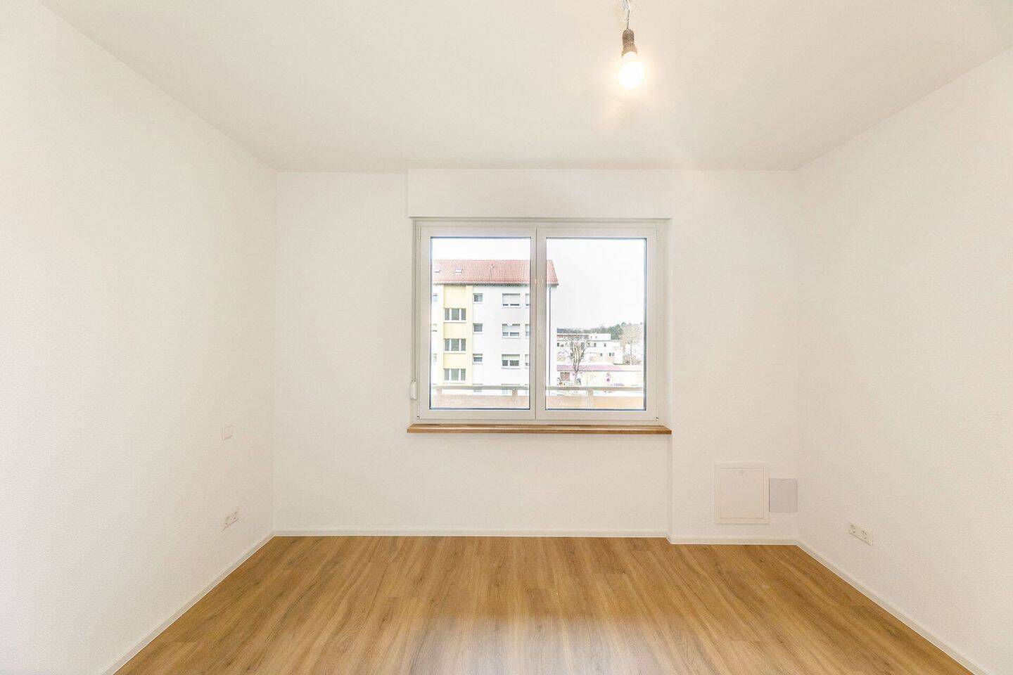 Direkt einzugsbereit - Toll sanierte 3-Zimmer-Wohnung mit Stellplatz – Ulm – Vorschaubild 2
