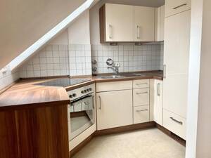 Bogenhausen: helle und ruhige 2,5 Zimmer ETW, TG, frei – 81677 München – Vorschaubild 3
