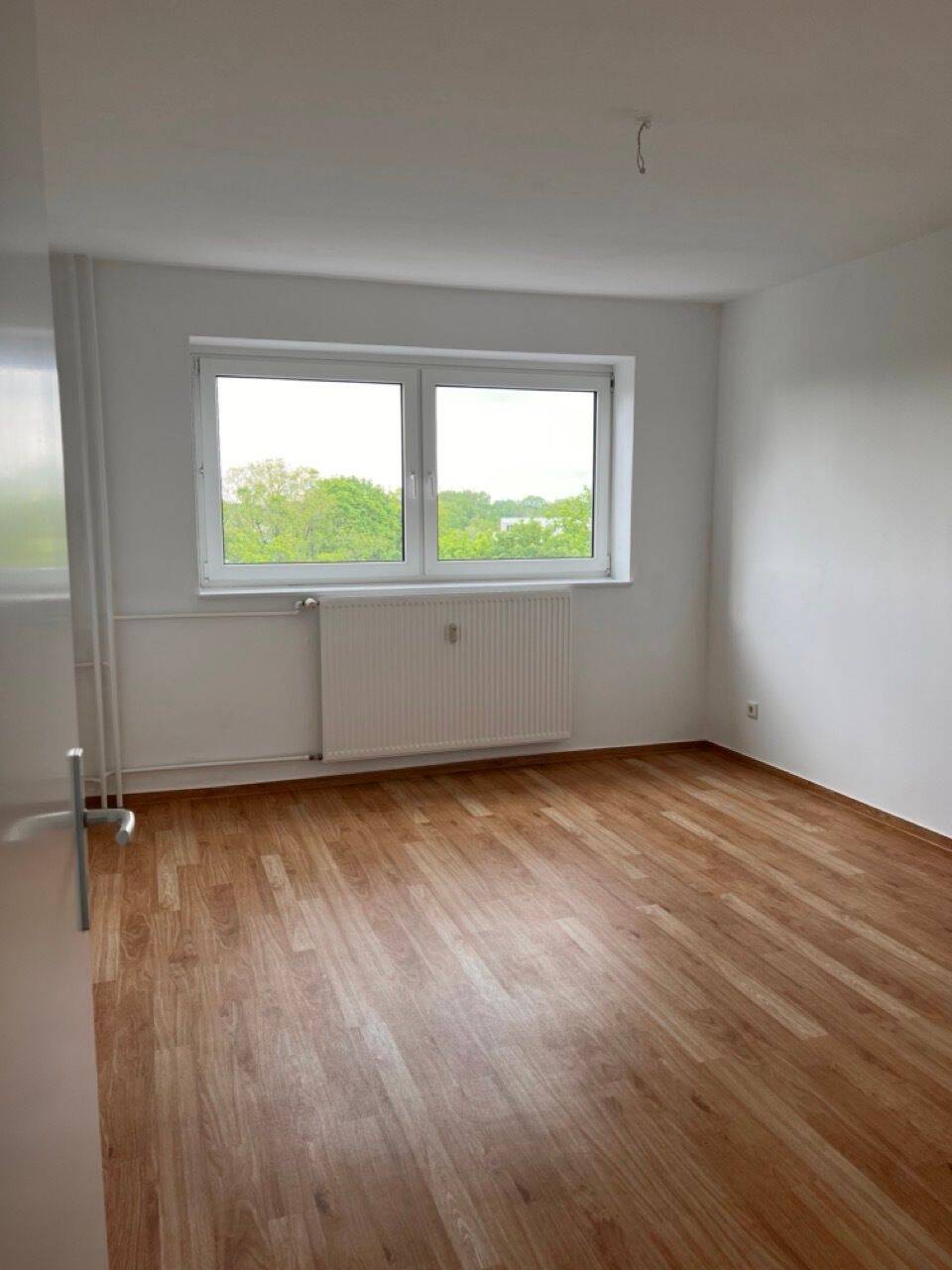 Großzügige 3 Zimmerwohnung in der 8. Etage mit Blick über den Grunewald! – Berlin – Vorschaubild 6