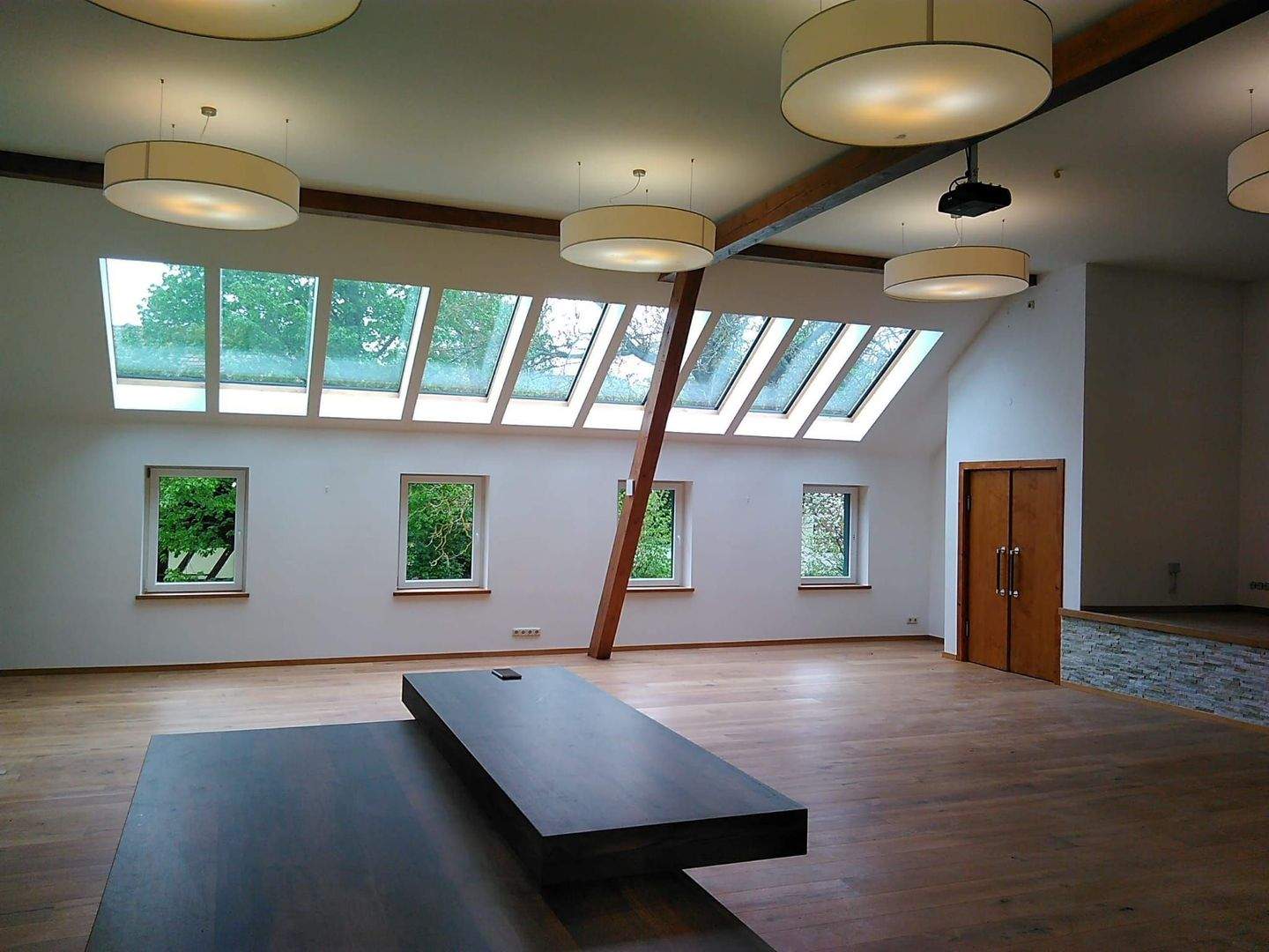 Helle große Loft-Wohnung