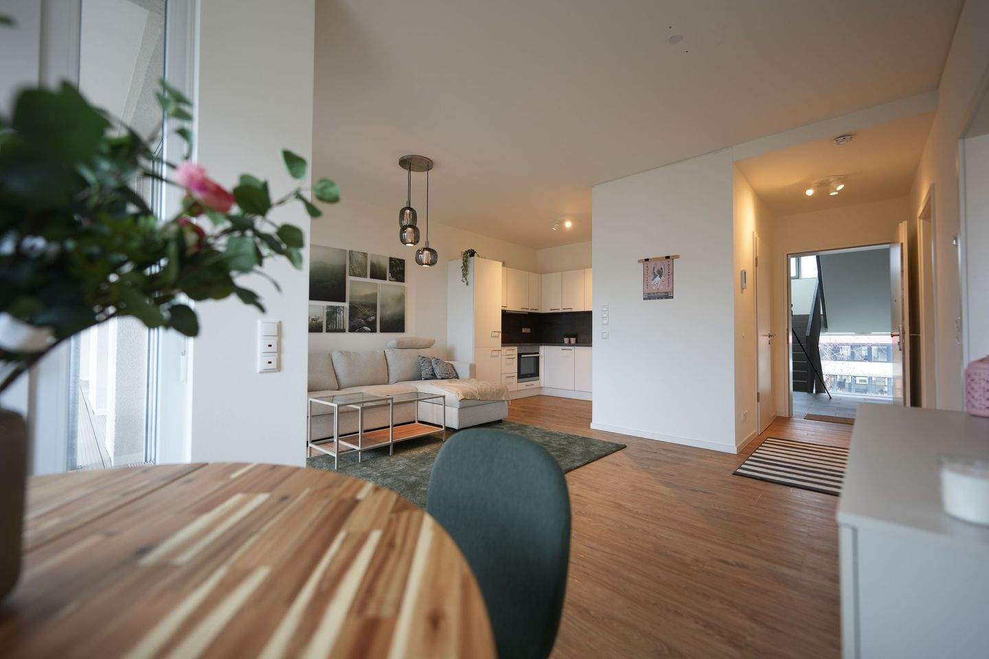 Nexus² - Voll möblierte 2-Zimmerwohnung inkl. Einbauküche und Loggia in zentraler Lage – Mannheim – Vorschaubild 8
