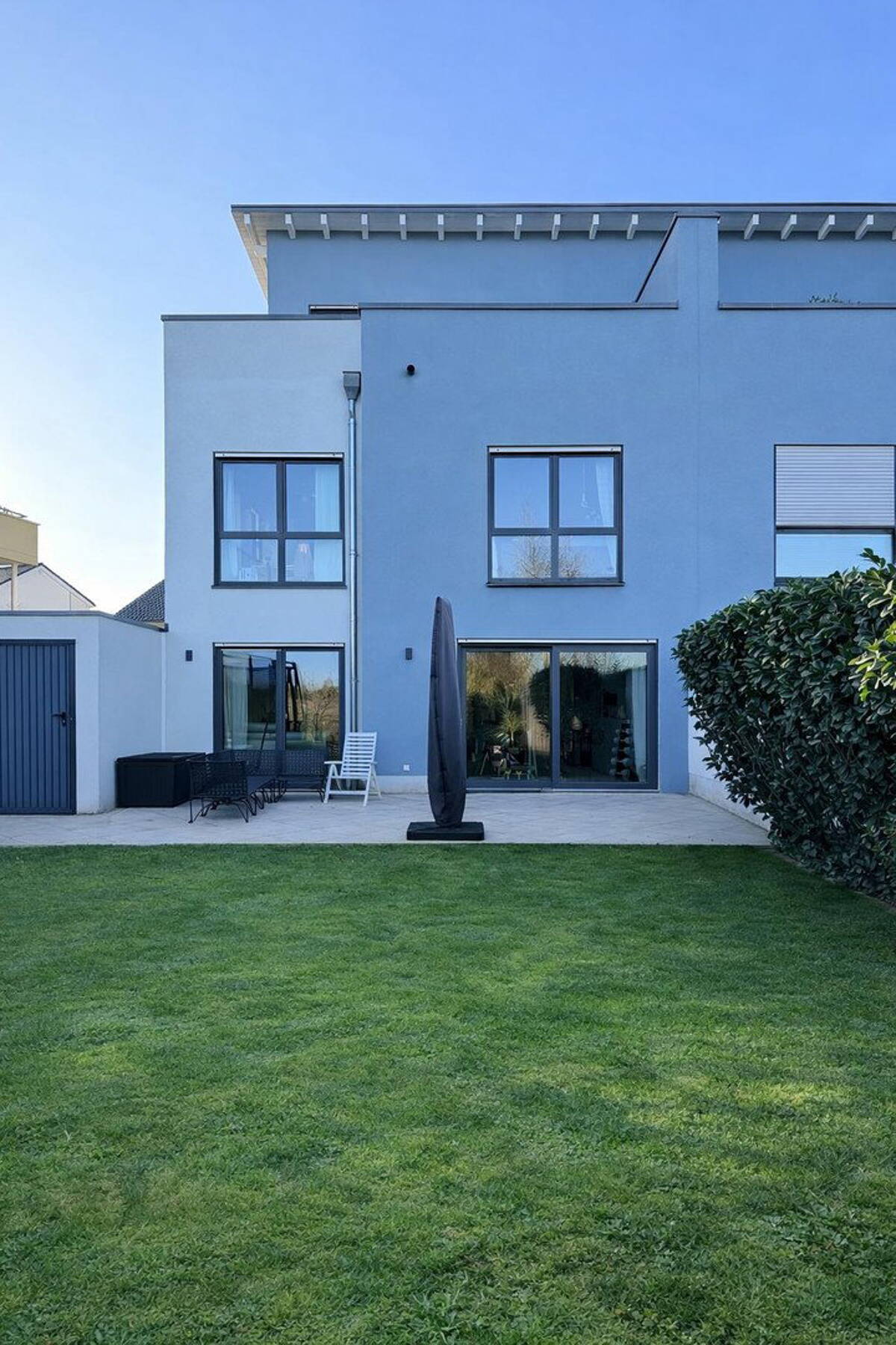 Exklusives A+ Haus mit Dachterrasse und unverbaubarem Weitblick – 53125 Bonn – Bild 1 von 9