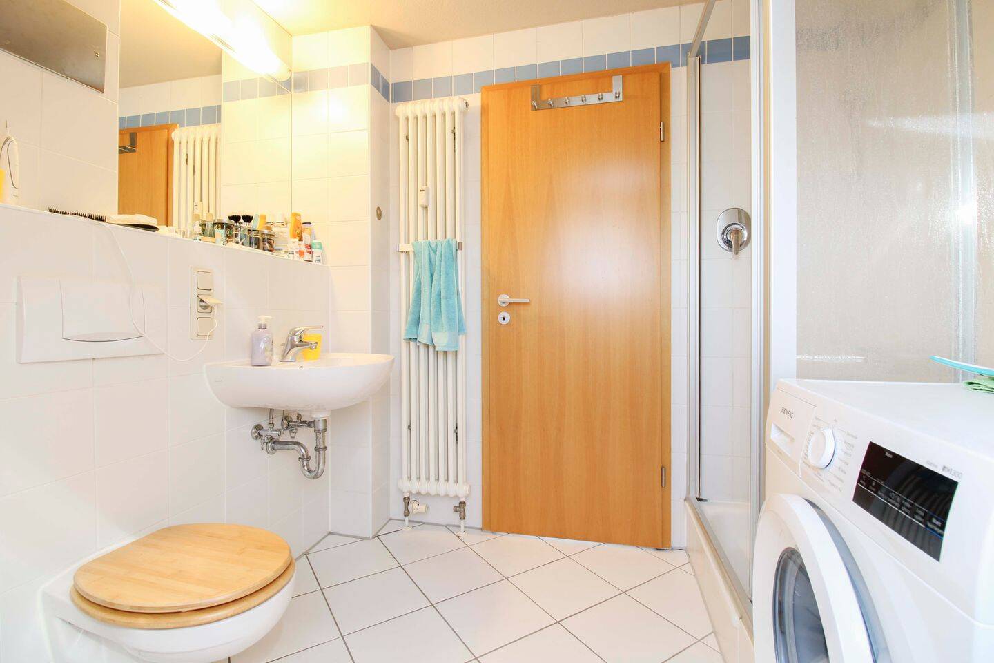 Attraktive Kapitalanlage in Wiesbaden-Biebrich - Vermietete 1,5-Zimmer-Wohnung mit TG-Stellplatz – Wiesbaden – Vorschaubild 4