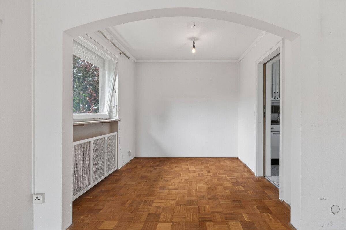 Großzügig wohnen mit Stil - 4-Zimmer-Eigentumswohnung mit Sonnenbalkon und Garage – Karlsruhe – Vorschaubild 5