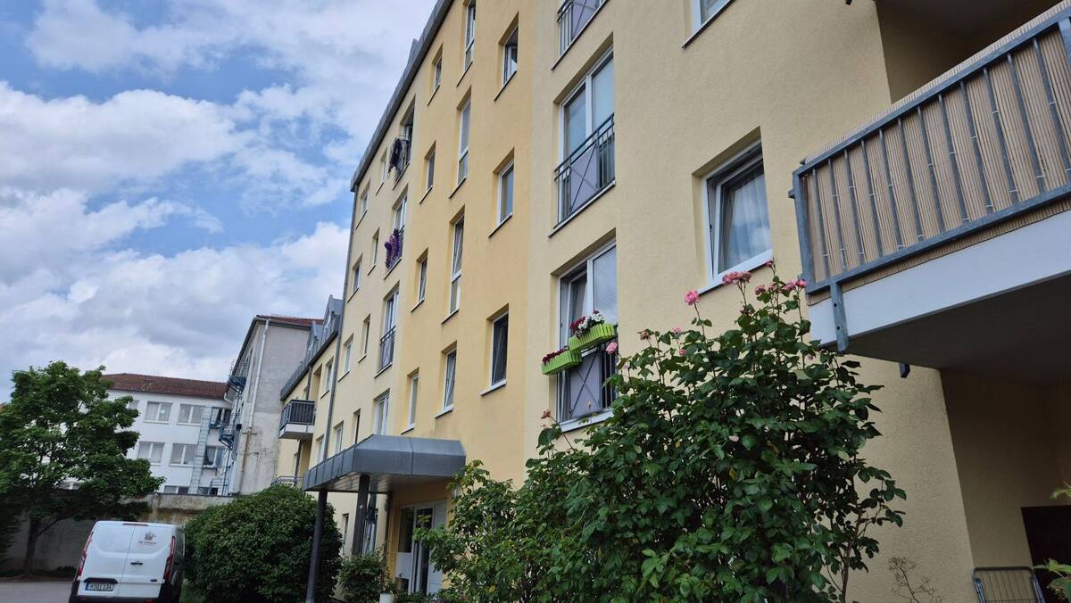 4,1% Mietrendite: 2-Zimmer-Wohnung zur Kapitalanlage in Fürth – 90763 Fürth – Bild 1 von 3