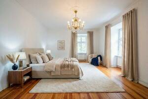 Wohnen mit Stil: 4-Zimmer-Gründerzeitaltbau mit Stuck und Südbalkon – 12205 Berlin – Vorschaubild 2