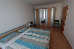 MODERNE MÖBLIERTE 2,5-Zimmer-Wohnung in S-Bad Cannstatt, Balkon, Waschmaschine - 2416 – 70374 Stuttgart – Vorschaubild 4