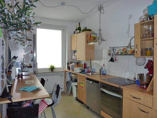 HVV Immobilien: „Grünenweg“: Helle freundliche 4-Zimmer-Wohnung mit Fahrstuhl! – Bremen – Vorschaubild 4